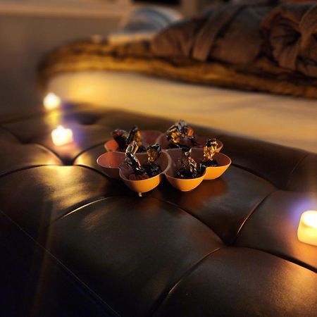 Hot Tub, Electric Bikes, Solo Stove, Projector, Smores Марблхед Экстерьер фото